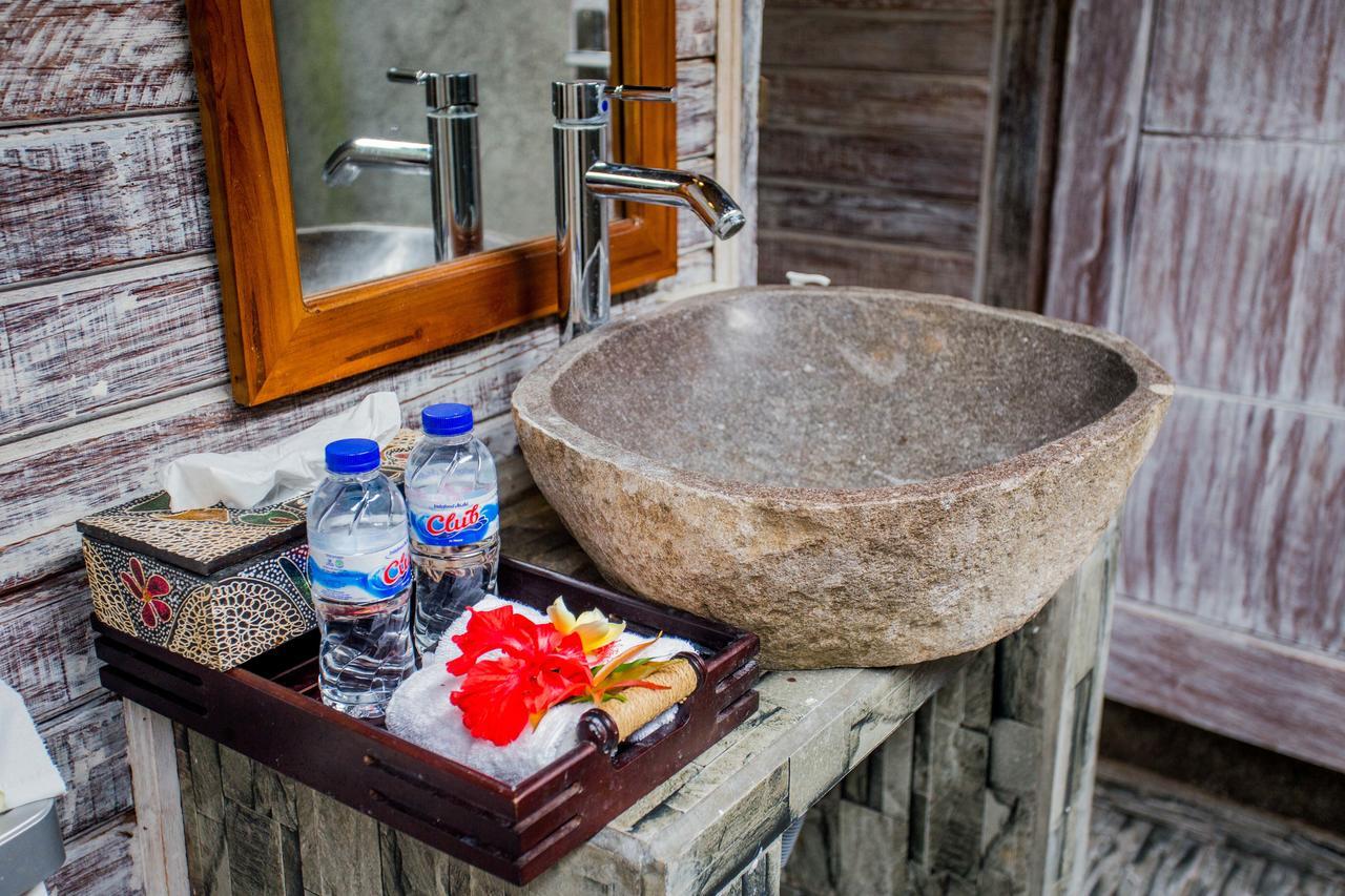 Hotel The Syron Huts Lembongan Zewnętrze zdjęcie