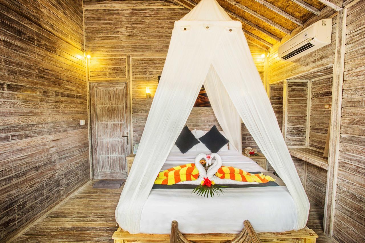 Hotel The Syron Huts Lembongan Zewnętrze zdjęcie