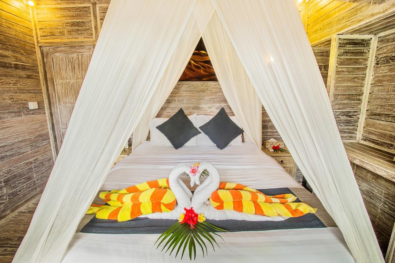 Hotel The Syron Huts Lembongan Zewnętrze zdjęcie